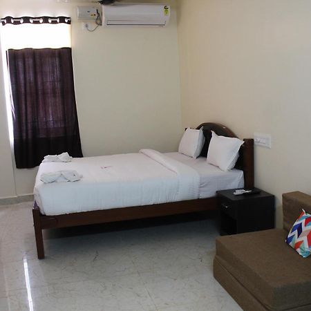 Kumaran Residency Hotel Dindigul Exterior foto