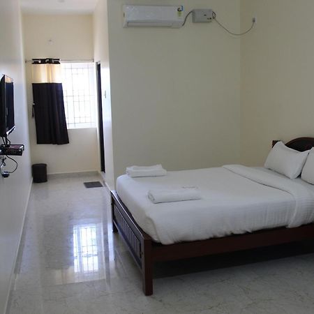 Kumaran Residency Hotel Dindigul Exterior foto