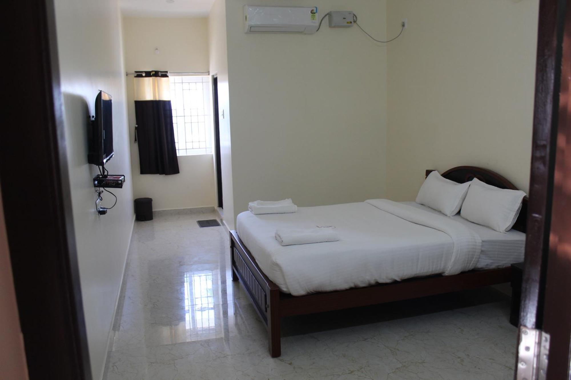 Kumaran Residency Hotel Dindigul Exterior foto
